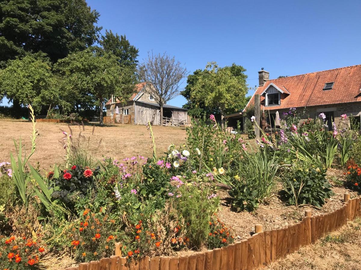 Ferme De Noyes Cottage Sourdeval Exterior photo